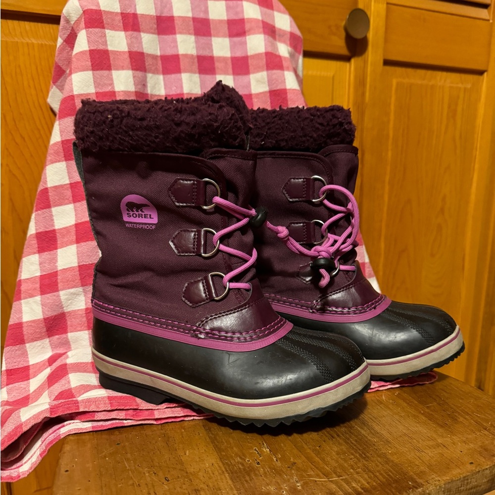 SOREL Yoot Pac Waterproof Boots Size 4